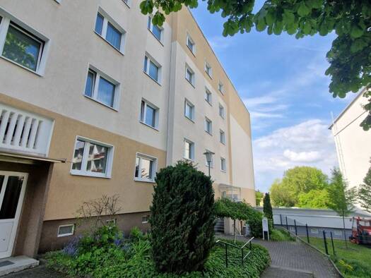 Wohnung zur Miete 349 € 3 Zimmer 56,8 m² 4. Geschoss frei ab sofort Bernhard-Kellermann-Straße 25 Leipziger Str. Magdeburg 39120