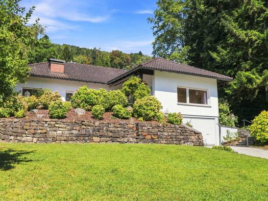 Einfamilienhaus zum Kauf 6 Zimmer 200 m² 2.302 m² Grundstück Schwarzach 6858