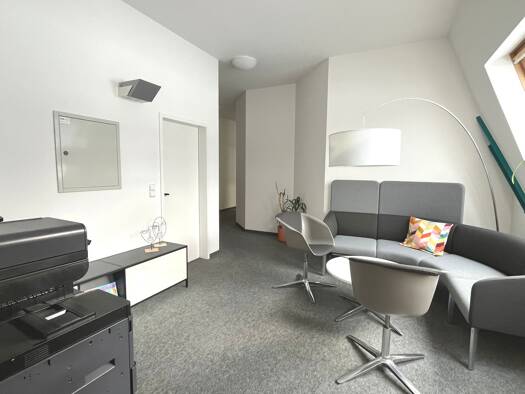 Büro zur Miete provisionsfrei 3 Zimmer 98,8 m² Bürofläche Markt 11 Limbach-Oberfrohna Limbach-Oberfrohna 09212