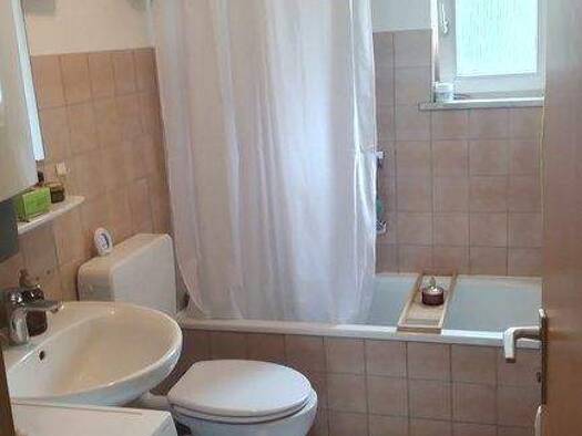 Wohnung zur Miete nur mit Wohnberechtigungsschein 298 € 3 Zimmer 48,1 m² 3. Geschoss frei ab 01.06.2026 Riedstraße 79 Ebingen Albstadt 72458