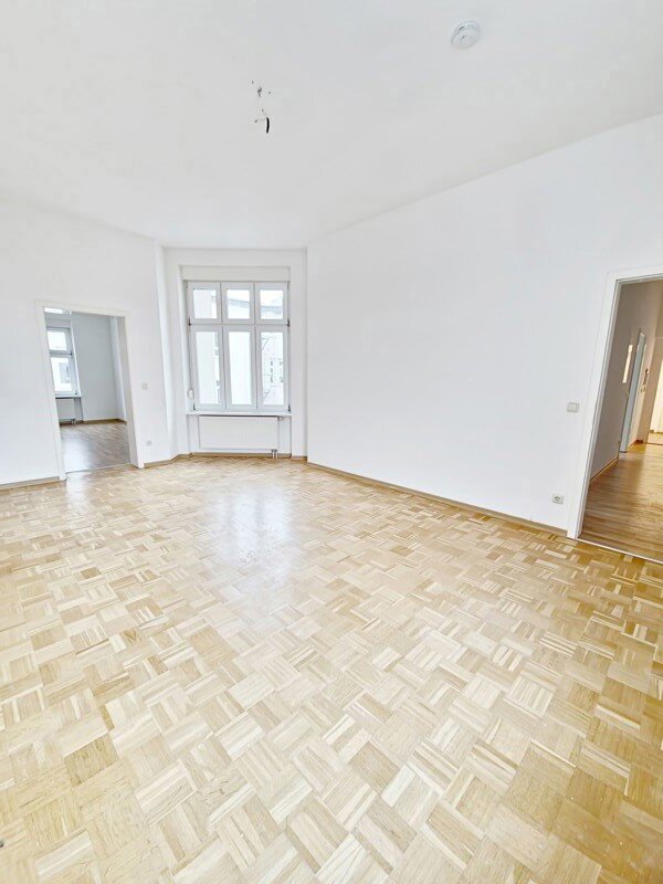 Wohnung zur Miete 424 € 2 Zimmer 66 m²<br/>Wohnfläche 3.<br/>Geschoss 23.12.2024<br/>Verfügbarkeit Olvenstedter Straße 15 Damaschkeplatz Magdeburg 39108