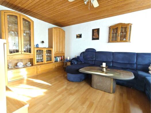 Wohnung zum Kauf 359.000 € 4,5 Zimmer 107,8 m² 2. Geschoss Hirschlanden Ditzingen 71254