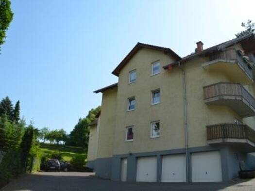 Wohnung zur Miete 584 € 4 Zimmer 97,3 m² frei ab sofort Lutherstraße 3 b Schweina Bad Liebenstein 36448
