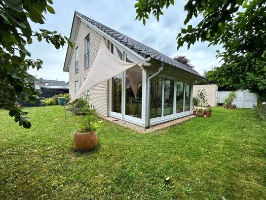 Einfamilienhaus zum Kauf 549.000 € 4 Zimmer 117 m² 370 m² Grundstück Ossenheim Friedberg 61169