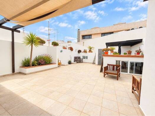 Villa zum Kauf 255.000 € 4 Zimmer 151 m² 157 m² Grundstück Arrecife 35500