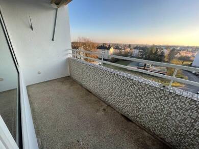 Wohnung zum Kauf 219.000 € 4 Zimmer 87 m² 6. Geschoss frei ab sofort Dörnigheim Maintal 63477