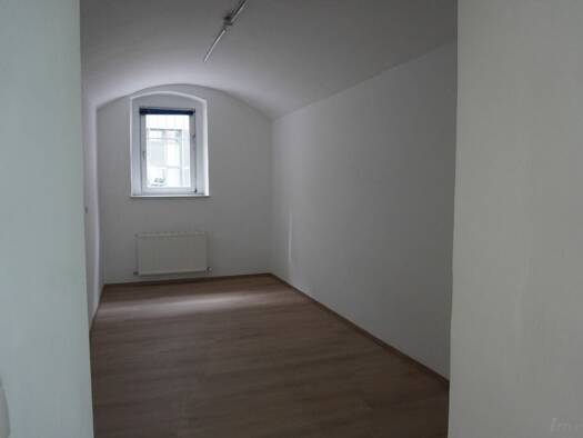 Wohnung zur Miete 273 € 2 Zimmer 35,6 m² Sankt Leonhard Graz 8010