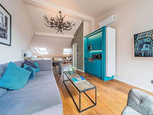 Wohnung zur Miete 3.280 € 1,5 Zimmer 63 m² 6. Geschoss Innenstadt Frankfurt am Main 60313