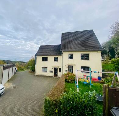 Einfamilienhaus zum Kauf 450.000 € 12,5 Zimmer 344 m² 1.107 m² Grundstück Waldmühle Kürten 51515