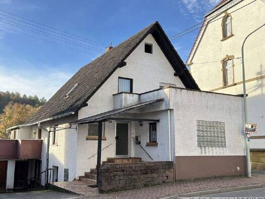 Einfamilienhaus zum Kauf 165.000 € 5 Zimmer 131 m² 1.845 m² Grundstück Hirschhorn 67732