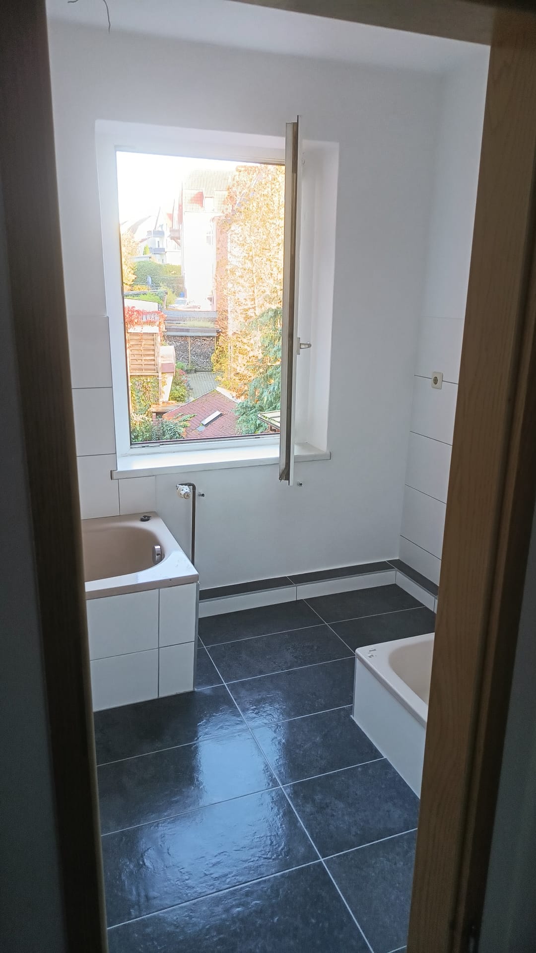 Wohnung zur Miete 310 € 2 Zimmer 62 m²<br/>Wohnfläche 2.<br/>Geschoss ab sofort<br/>Verfügbarkeit Lengenfelder Str. 39 Oberplanitz 571 Zwickau 08064