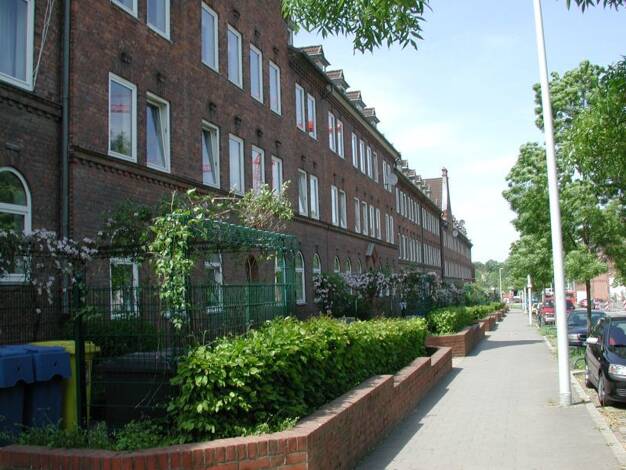 Wohnung zur Miete 658 € 3 Zimmer 63,4 m² frei ab 12.07.2026 Schleusenstr. 15 Wik Kiel 24106