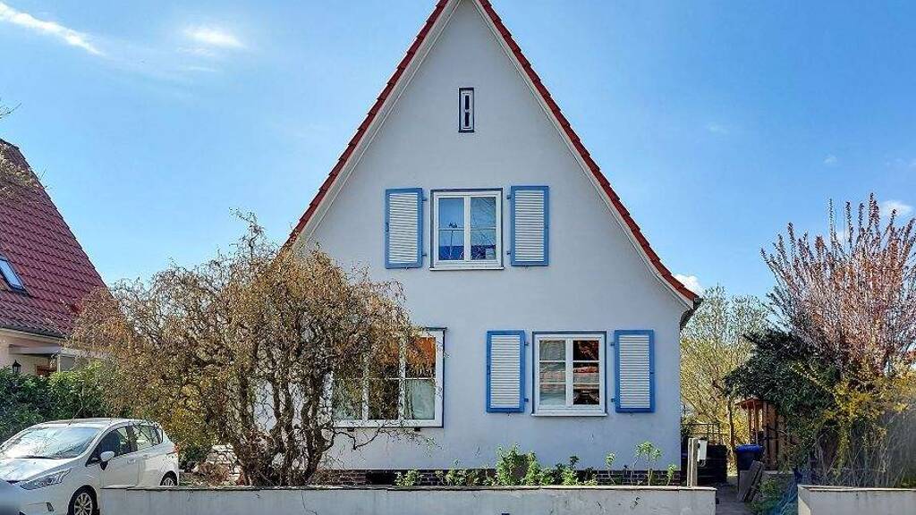 Einfamilienhaus zum Kauf 350.000 € 4 Zimmer 110 m² 558 m² Grundstück Hehlentor Celle 29223