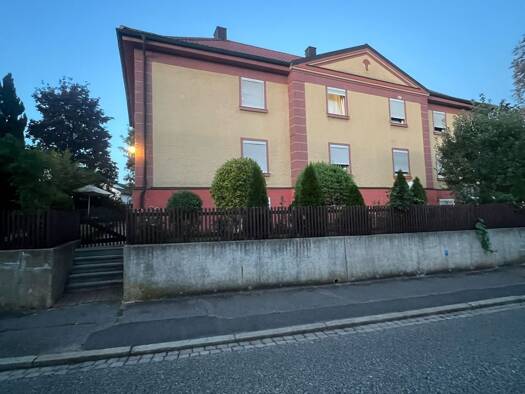 Wohnung zum Kauf provisionsfrei 249.000 € 4 Zimmer 90 m² Geschoss 1/2 Amberg Amberg 92224