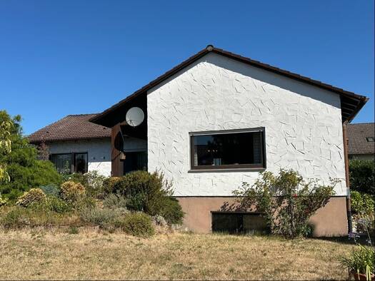 Bungalow zum Kauf 310.000 € 6,5 Zimmer 145 m² 1.172 m² Grundstück Mönchsroth Mönchsroth 91614