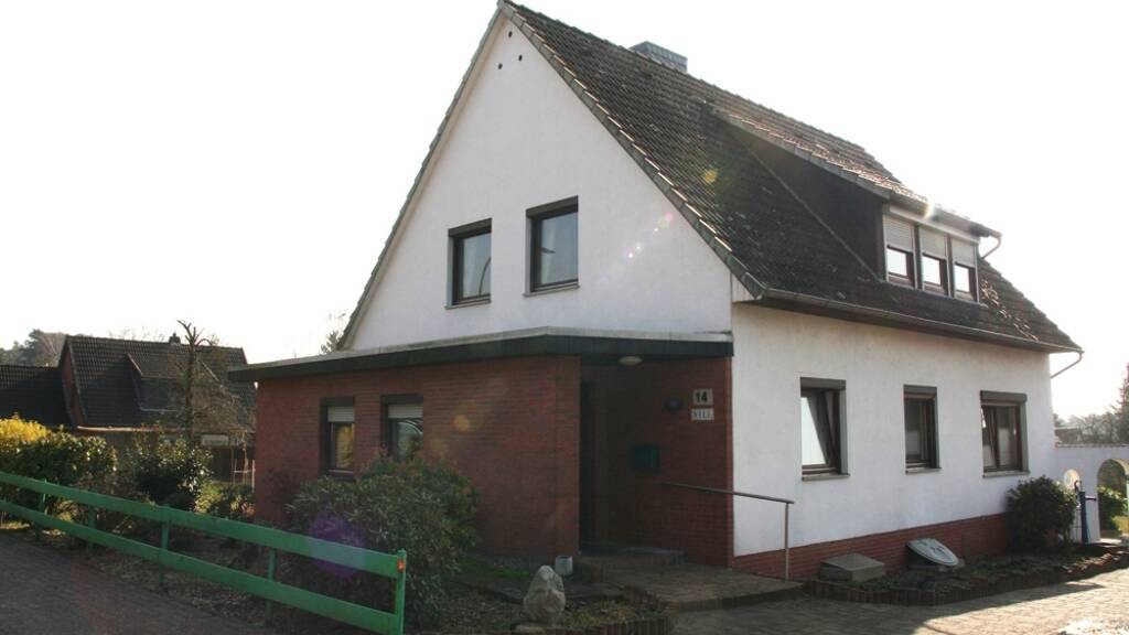 Mehrfamilienhaus zum Kauf 299.000 € 6 Zimmer 126 m² 838 m² Grundstück Hinterm Berg 14 Luttum Kirchlinteln-Luttum 27308