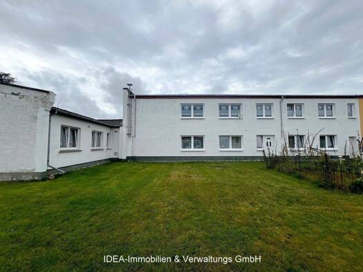 Haus zum Kauf 599.000 € 665 m² 1.774 m² Grundstück Plüggentiner Straße Samtens 18573