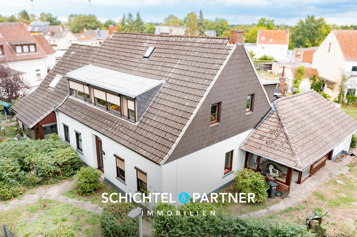 Mehrfamilienhaus zum Kauf 449.000 € 13 Zimmer 273 m²<br/>Wohnfläche 1.218 m²<br/>Grundstück Oslebshausen Bremen 28239