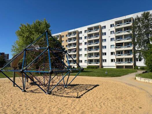 Wohnung zur Miete 412 € 3 Zimmer 57,2 m² 2. Geschoss Aalweg 16 Heide Nord West 06120