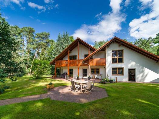 Einfamilienhaus zum Kauf 650.000 € 6 Zimmer 198 m² 2.596 m² Grundstück Winkel Gifhorn / Winkel 38518