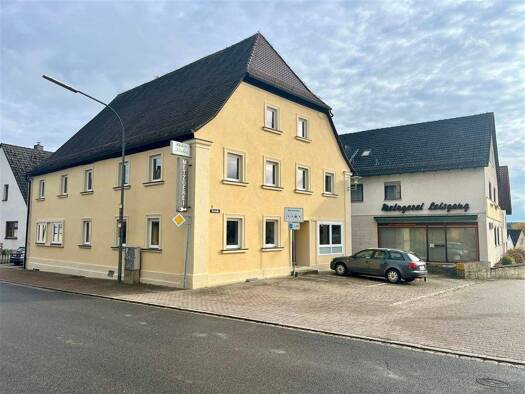 Haus zum Kauf 335.000 € 10 Zimmer 238 m² 377 m² Grundstück frei ab sofort Karlstr. 1 Oberhaid Oberhaid , Oberfr 96173