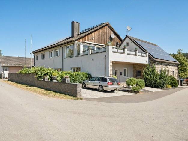 Haus zum Kauf provisionsfrei 550.000 € 10 Zimmer 280 m² 1.749 m² Grundstück Waldkirch Georgenberg 92697