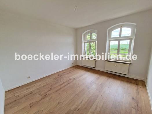 Wohnung zur Miete 310 € 2 Zimmer 51,7 m² 2. Geschoss frei ab sofort Wengelsdorf 06688