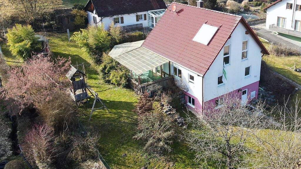 Einfamilienhaus zum Kauf 425.000 € 5,5 Zimmer 109,7 m² 1.599 m² Grundstück Gossenzugen Zwiefalten 88529