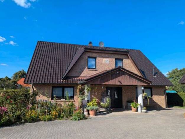 Einfamilienhaus zum Kauf provisionsfrei 360.000 € 6 Zimmer 178 m² 988 m² Grundstück Wessin Crivitz 19089