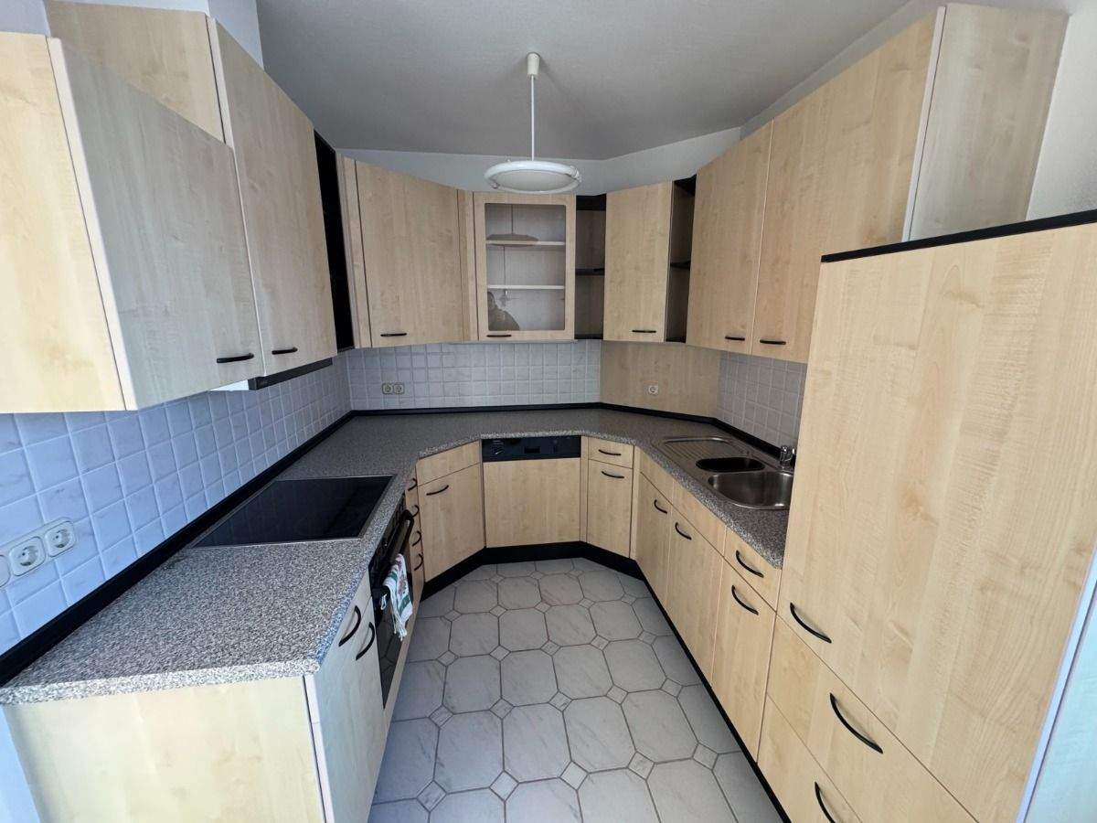 Immobilie in Burgoberbach - Raum für heute und morgen - Ihr Haus mit Perspektive in Burgoberbach mit viel Platz und PV-Anlage - Bild 3