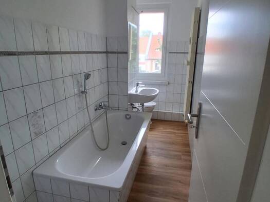 Wohnung zur Miete 375 € 3 Zimmer 57,6 m² 1. Geschoss frei ab sofort Joachim-A-Burgk-Straße 1 A Burg Burg 39288