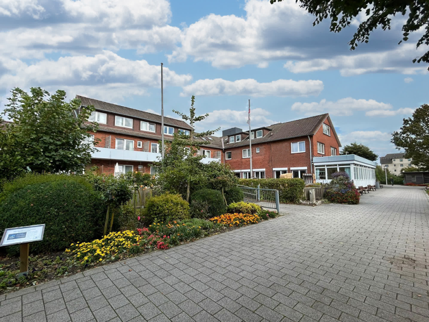 Sonstiges zum Kauf als Kapitalanlage geeignet 3.500.000 € 56 Zimmer 2.529 m² 3.720 m² Grundstück Büsum 25761