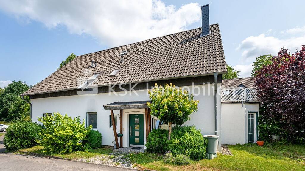 Immobilie in Wipperfürth - Haus im Haus! Einziehen und Wohl fühlen! - Bild 2