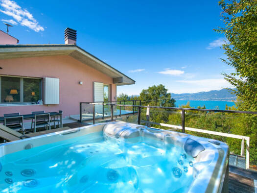 Villa zum Kauf 2.200.000 € 5 Zimmer 296 m² 2.600 m² Grundstück frei ab sofort Torri del Benaco 37010