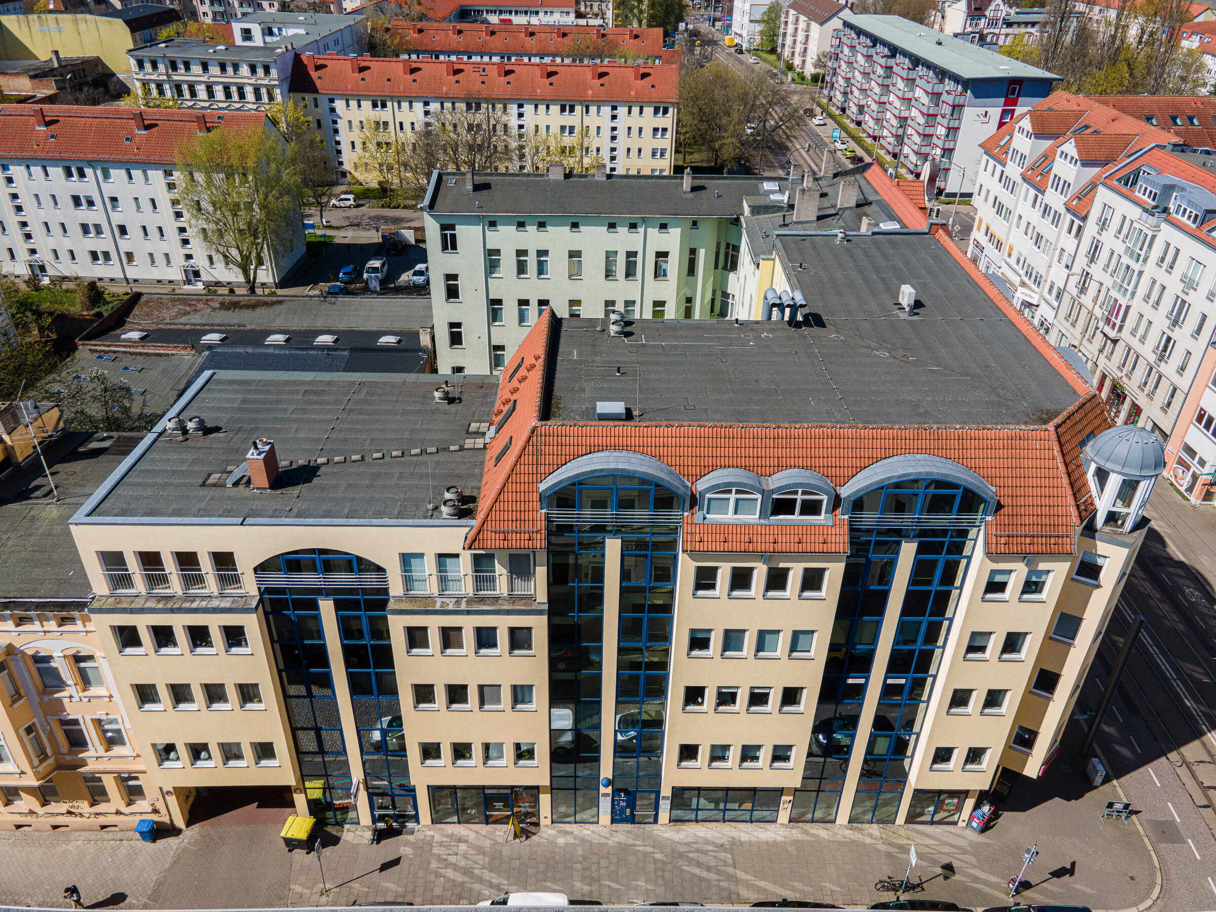 Bürofläche zur Miete provisionsfrei 516 € 2 Zimmer 86 m²<br/>Bürofläche Große Diesdorfer Straße 221 Schellheimerplatz Magdeburg 39108