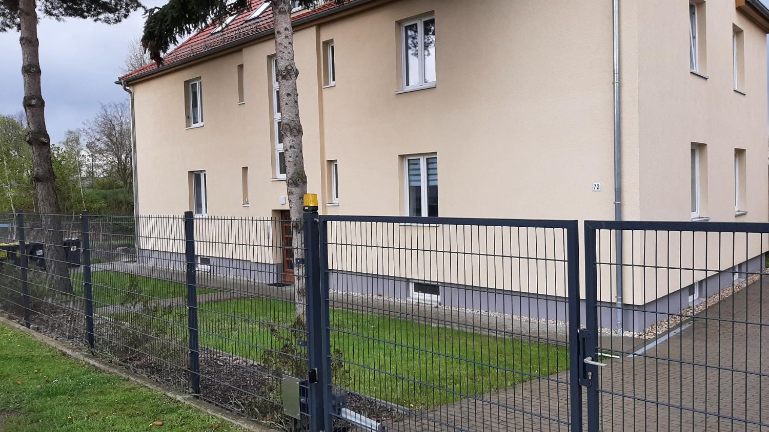 Wohnung zur Miete 570 € 3 Zimmer 67 m²<br/>Wohnfläche 1.<br/>Geschoss 01.02.2025<br/>Verfügbarkeit Leipziger Straße 72 Schkeuditz Schkeuditz 04435