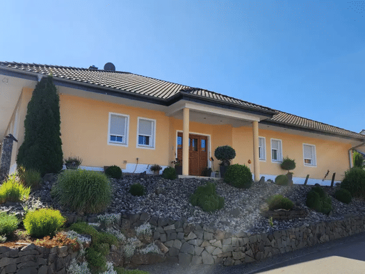 Bungalow zum Kauf 690.000 € 4 Zimmer 190 m² 761 m² Grundstück frei ab sofort Im Trisch 4 Steinbach am Glan 66909