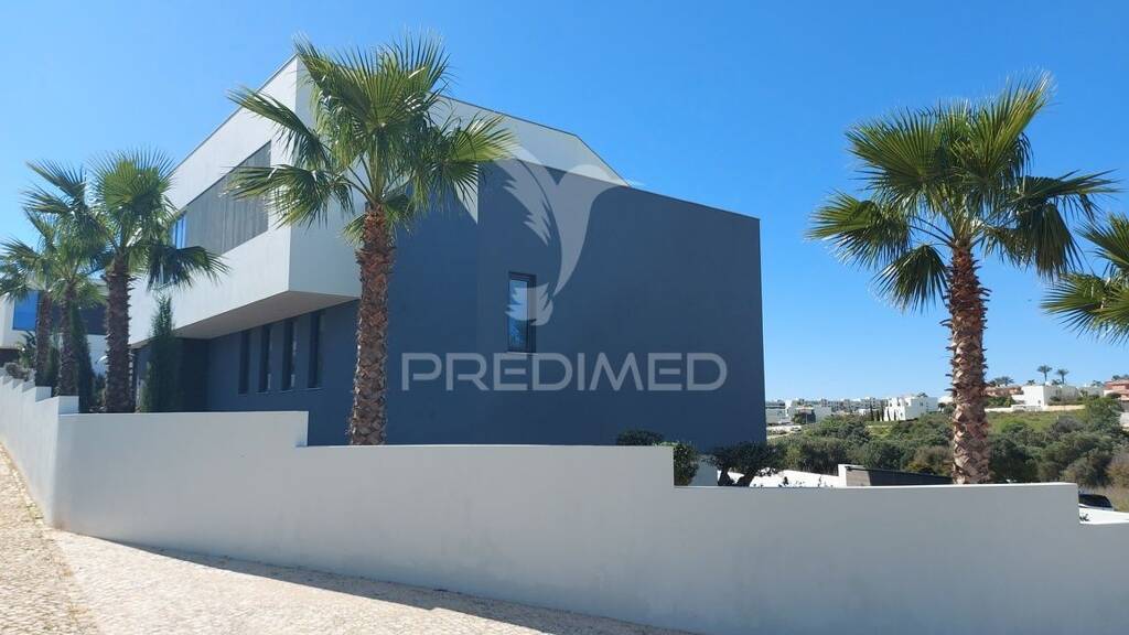 Einfamilienhaus zum Kauf - Erstbezug 2.650.000 € 4 Zimmer 677 m² 1.099,9 m² Grundstück LAGOS (SÃO SEBASTIÃO) Lagos 8600