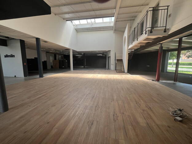 Laden zur Miete provisionsfrei 3.800 € 380 m² Verkaufsfläche Georg-Fischer-Straße 32 Singen 78224