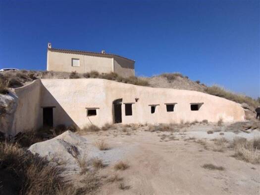 Villa zum Kauf 100.000 € 3 Zimmer 140 m² 5.000 m² Grundstück Guadix 18812