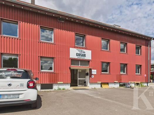 Bürogebäude zur Miete 1.050 € 7 Zimmer Saarbrücken 66130