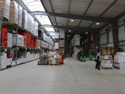 Lagerhalle zur Miete 2.100 m² Lagerfläche - Wölfersheim 61200