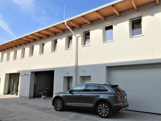 Lagerhalle zur Miete - Erstbezug 708 € 45,2 m² Lagerfläche Gerasdorf bei Wien 2201