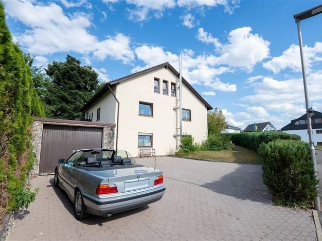Mehrfamilienhaus zum Kauf 550.000 € 10 Zimmer 230 m² 704 m² Grundstück Oberhöfen Warthausen 88447