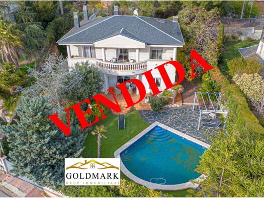 Villa zum Kauf 420.000 € 4 Zimmer 299 m² 778 m² Grundstück Tomás Guerrero 20 Corbera de Llobregat 08757