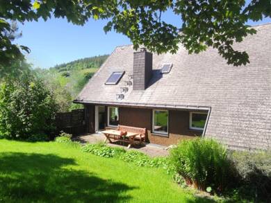Einfamilienhaus zum Kauf 530.000 € 9 Zimmer 229 m² 854 m² Grundstück frei ab 01.09.2025 Breitnau 79874