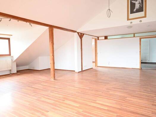 Wohnung zur Miete 740 € 3 Zimmer 118 m² 1. Geschoss Helena Neumarkt-Helena 92318