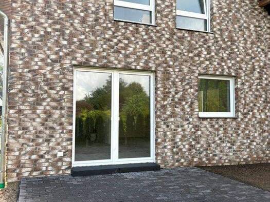 Doppelhaushälfte zum Kauf - Erstbezug provisionsfrei 335.000 € 5 Zimmer 130 m² 530 m² Grundstück frei ab sofort Wüsten Bad Salzuflen 32108