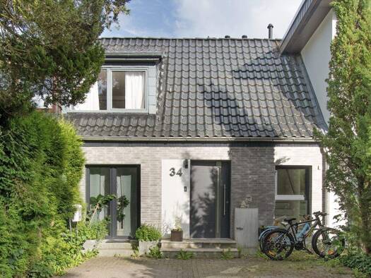 Reihenmittelhaus zum Kauf 650.000 € 4,5 Zimmer 143 m² 402 m² Grundstück Langenhorn Hamburg 22417