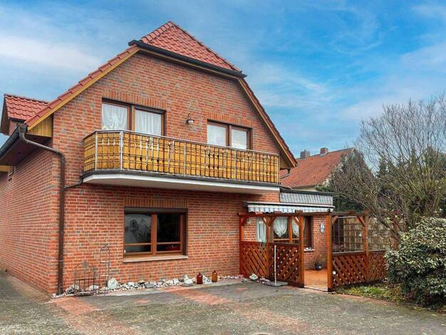 Einfamilienhaus zum Kauf 449.000 € 7 Zimmer 198 m² 1.250 m² Grundstück Luthe Wunstorf 31515